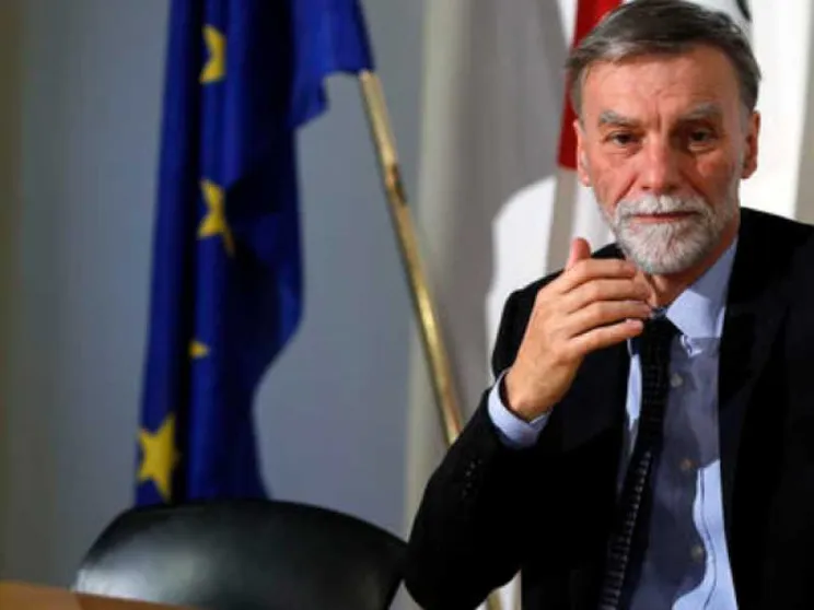 Pd: «Supertassa solidale sopra gli 80mila euro», il governo si spacca