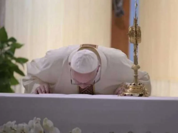 La preghiera speciale del Papa per le vittime anonime della pandemia