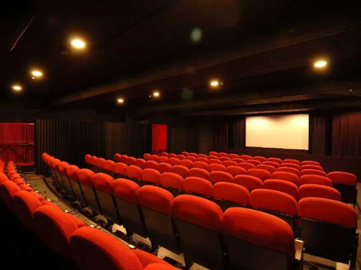Sale chiuse, ma il cinema è pronto per ripartire