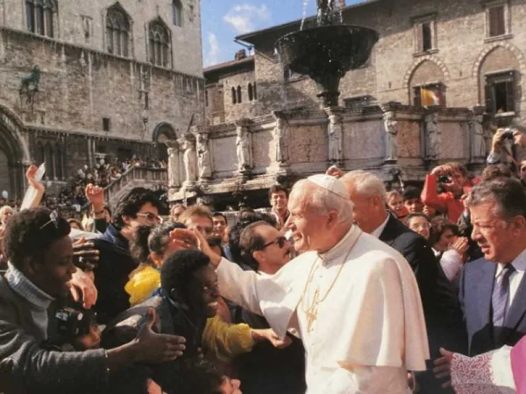 Bassetti celebrerà la prima Messa con il popolo in onore di Giovanni Paolo II