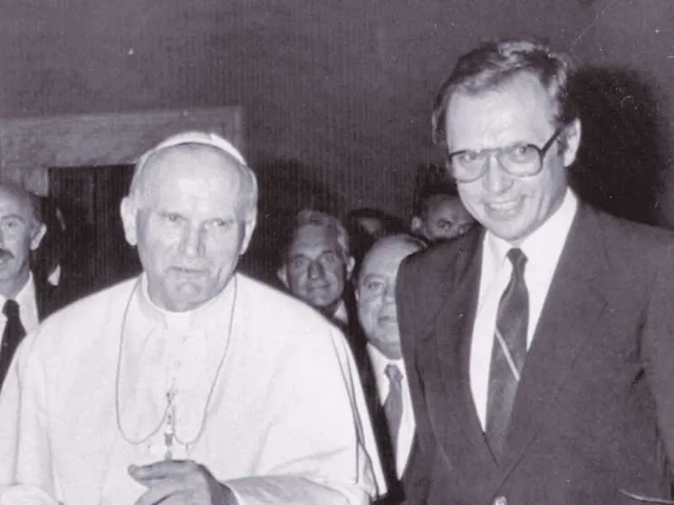 Zanussi: Ha aperto il cattolicesimo al futuro