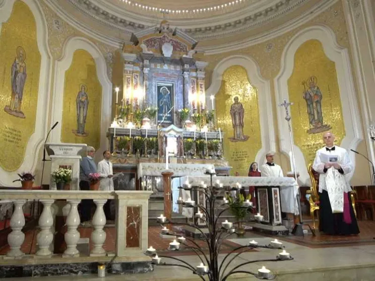 Il Rosario alla Madonna della Vena. Raspanti: ti affidiamo il nostro Paese