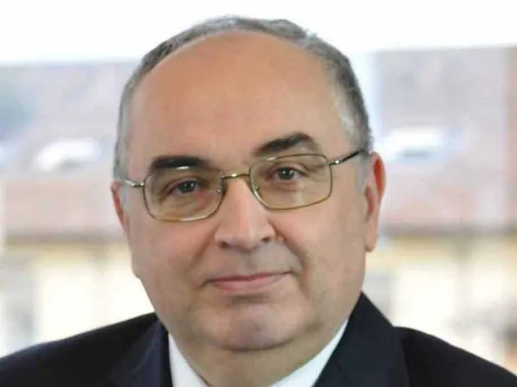 Adesso più che mai tempo di cooperare
