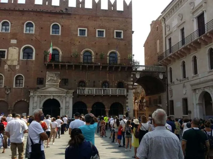#restiamoliberi: mobilitazione in tutta Italia