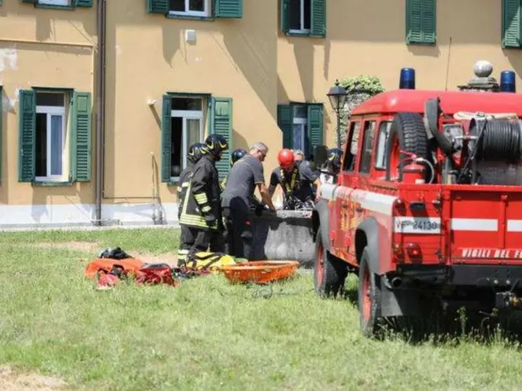 Il dolore di Gorizia per la morte di Stefano, caduto in un pozzo a 12 anni