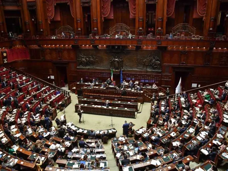 Omofobia, intesa sul «salva-idee». L'opinione diventa reato se istiga all'odio