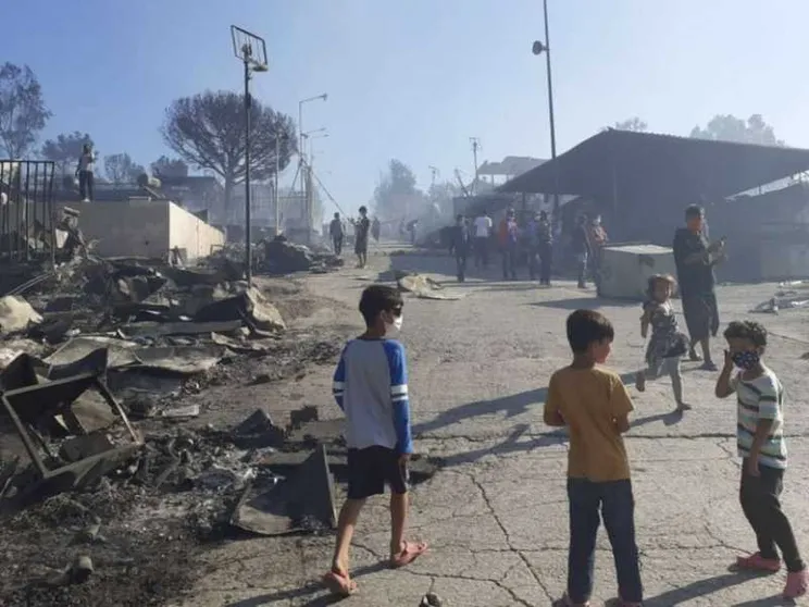 I bambini in strada, tra fame e paura: «Dove dormiremo?»