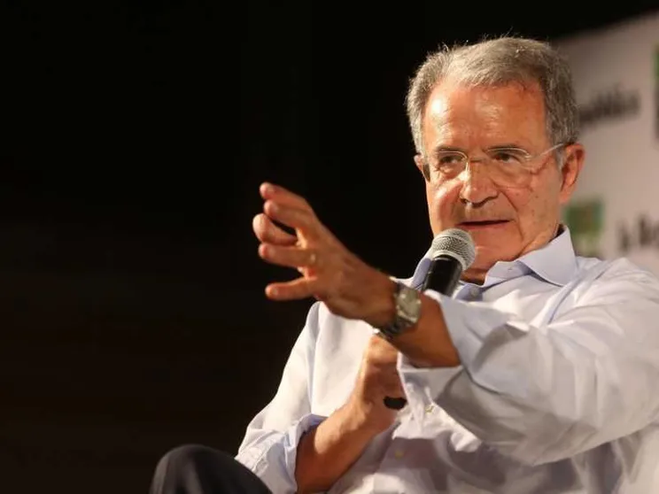 Prodi: «Pd e M5s, non deludete l'Italia»