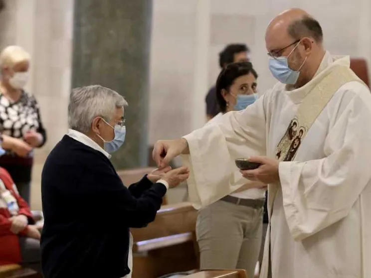Le Messe sempre in sicurezza: ma è l'ora della prudenza