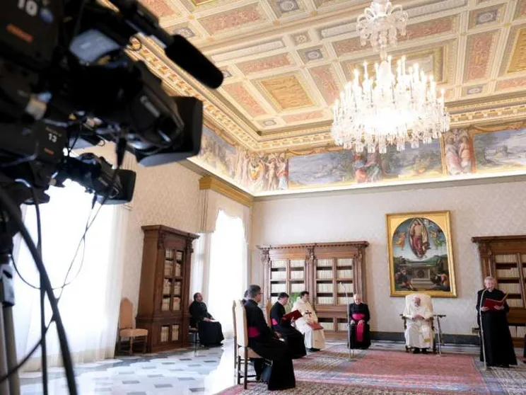 Papa Francesco: vicini alle vittime di pedofilia