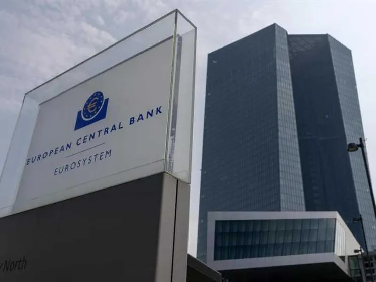 «I Trattati non consentono a Bce di cancellare debito». C'è da fare