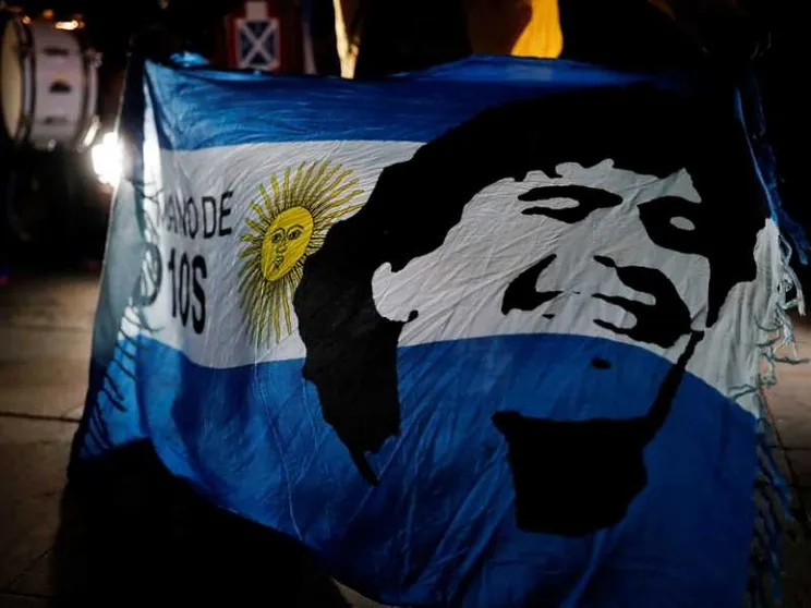 Fratelli napoletani e argentini grazie per esservi ribellati alla morte