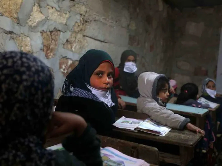 Intere regioni della Siria allo stremo. E il contagio esplode nel nord-ovest