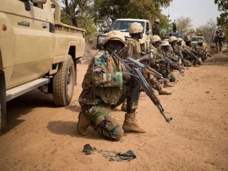 Attaccati due villaggi in Niger. Almeno cento vittime