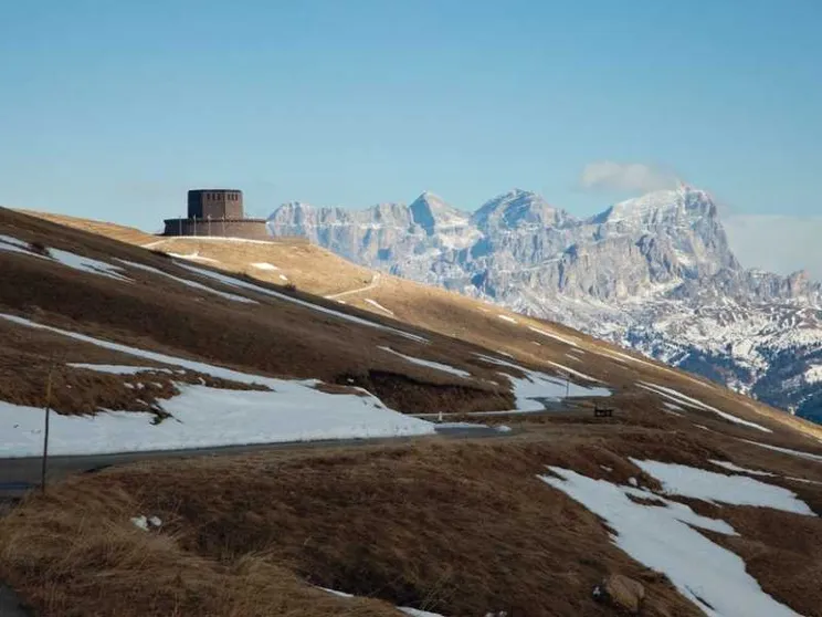 I cimiteri di guerra tedeschi, dove aleggia lo spirito della storia