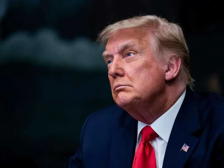 Trump fuori da tutti i social. Lo strapotere di big-tech smuove la Ue