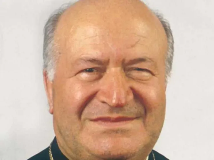 Morto il vescovo emerito Mario Cecchini, colpito dal Covid