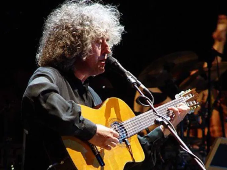 Branduardi: «Ero caduto nel silenzio. Con un “Kyrie” sono tornato alla musica»