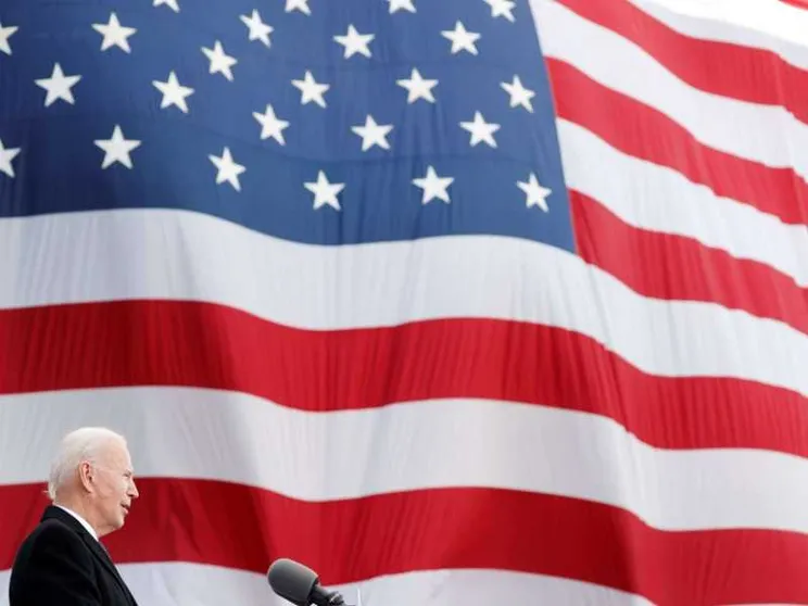 Joe Biden entra alla Casa Bianca e fa posto per gli immigrati