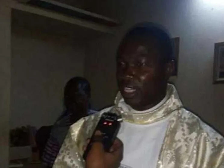 Ucciso il sacerdote scomparso nel Burkina Faso minacciato dai jihadisti