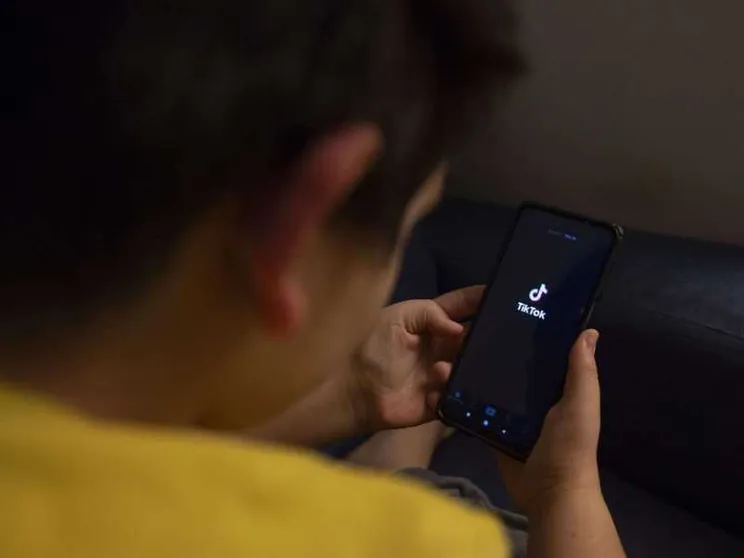 Il Garante: TikTok, decisivo accertare l’età di chi li frequenta