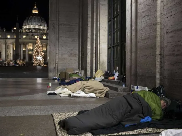 Il Papa prega per Edwin, il senzatetto morto vicino a Piazza San Pietro