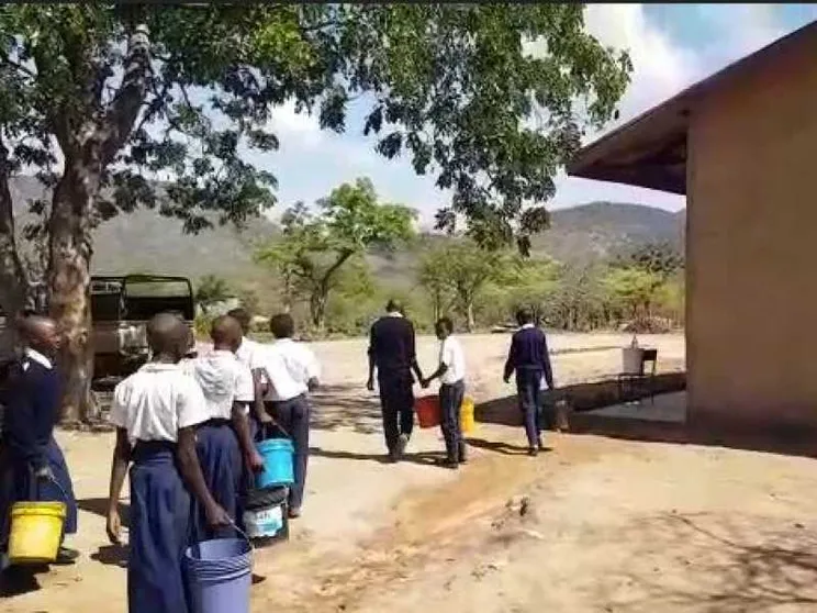 Tanzania, quando un pozzo trasforma il volto di una comunità