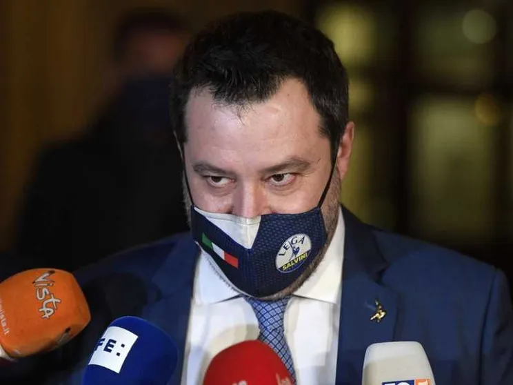 Salvini: noi con Draghi, basta risse. Migranti, controlli con queste norme