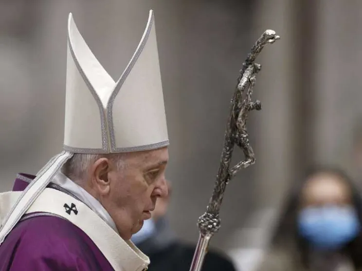 Il Papa: salvezza non è scalata per gloria ma discesa per amore