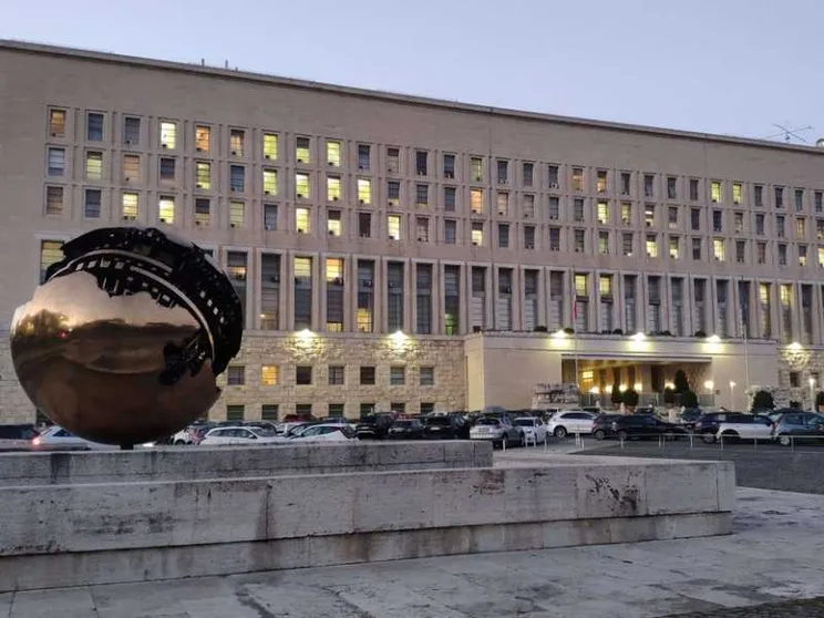 L'ufficiale spia che parlava con Mosca. Dopo l'arresto è scontro Italia-Russia
