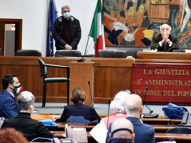 La procura di Catania chiede il "non luogo" a procedere per Salvini