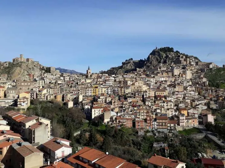 C'è una Sicilia "lombarda" che parla in galloitalico