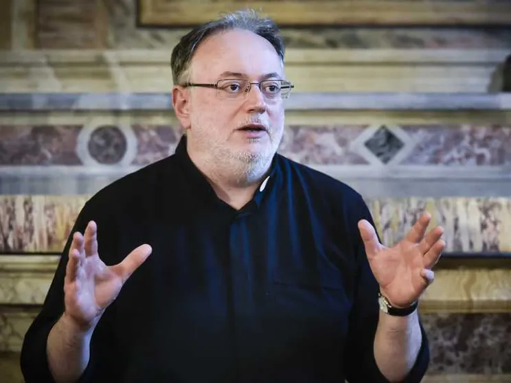 Il dono di don Fabio Rosini: saper trasmettere la fede con tutti gli strumenti