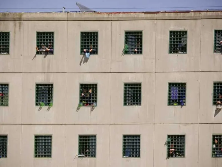 Dopo le violenze in carcere «ora serve un cambiamento». Accuse e polemiche