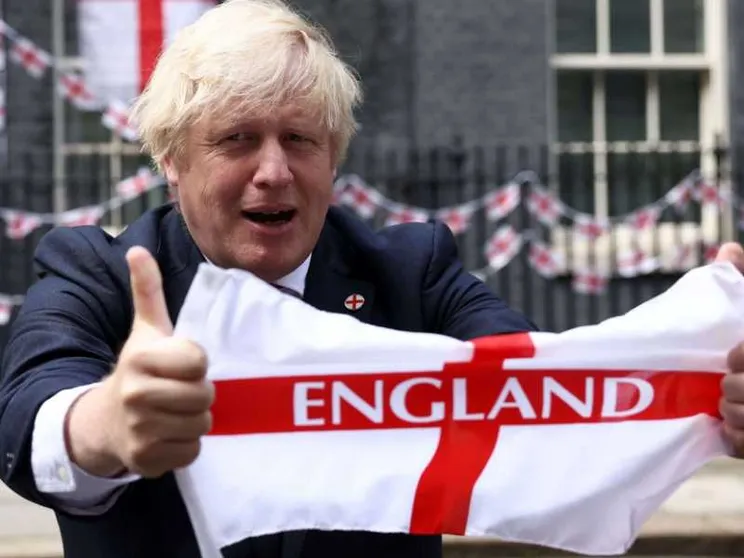 Ecco perché i tifosi inglesi non sventolano la bandiera britannica
