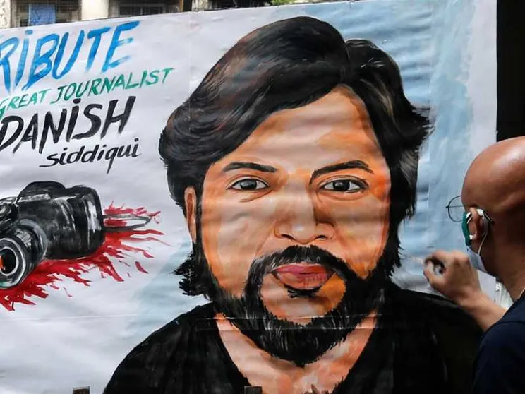 Ucciso in Afghanistan un reporter della Reuters, premio Pulitzer nel 2018