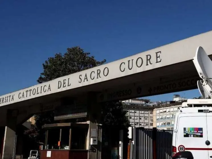 Papa Francesco: il Gemelli, “casa” che cura il corpo e il cuore