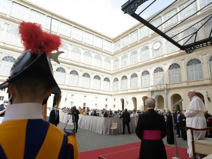 Dal 4 agosto tornano le udienze generali di papa Francesco