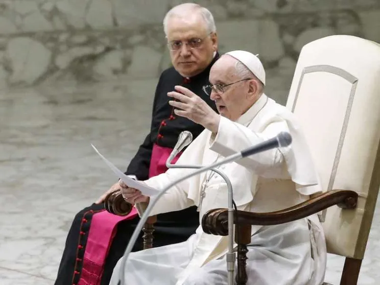 Il Papa: non ci sono Vangeli alla moda, il Vangelo è una novità radicale