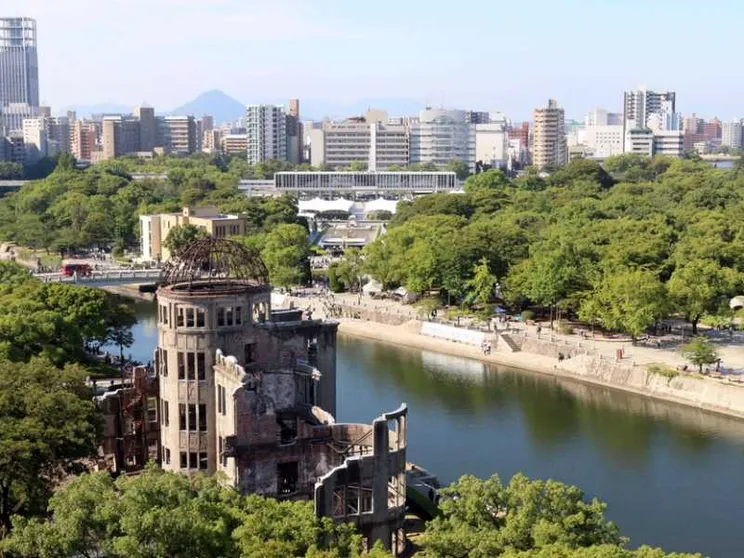 Sul sole di Hiroshima l'eclissi della memoria