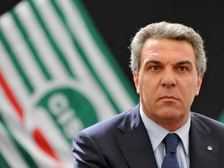 Il leader della Cisl: «Sì al pass, ma serve un Patto sociale»