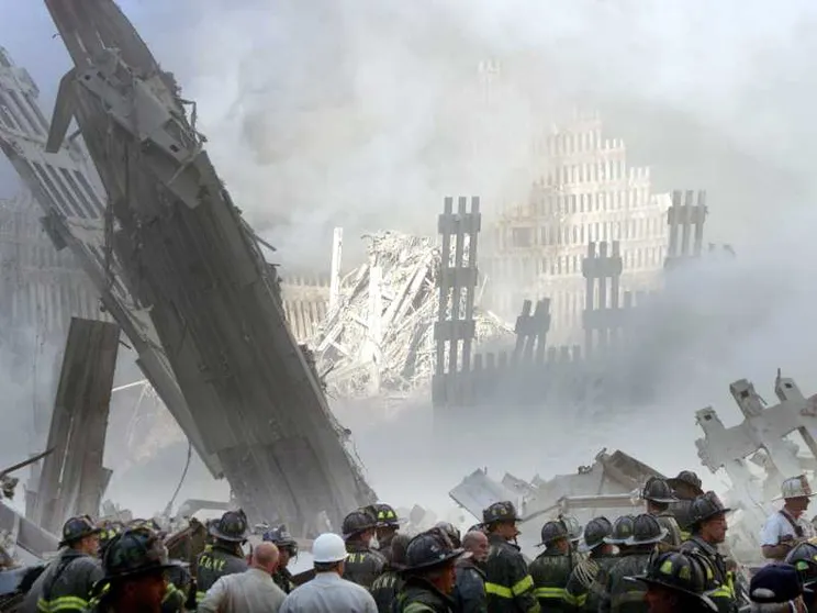 L'11 settembre 2001 in 10 immagini: il volto meno conosciuto della strage