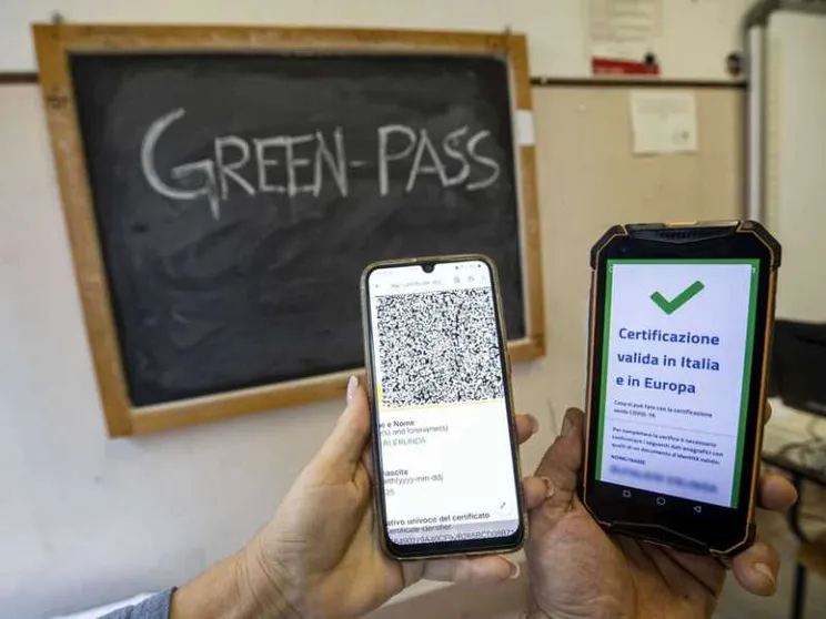 Green pass sul lavoro (e non solo), dall'Europa agli Usa funziona così