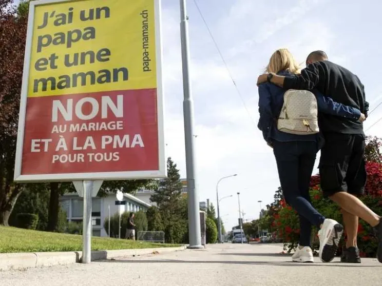 La Svizzera dice sì ai matrimoni tra coppie omosessuali