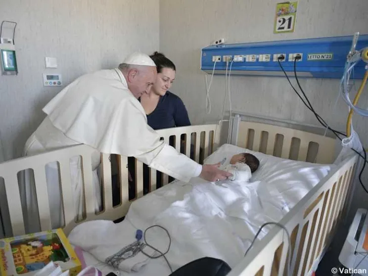 Il Papa istituisce una Fondazione per gli ospedali cattolici