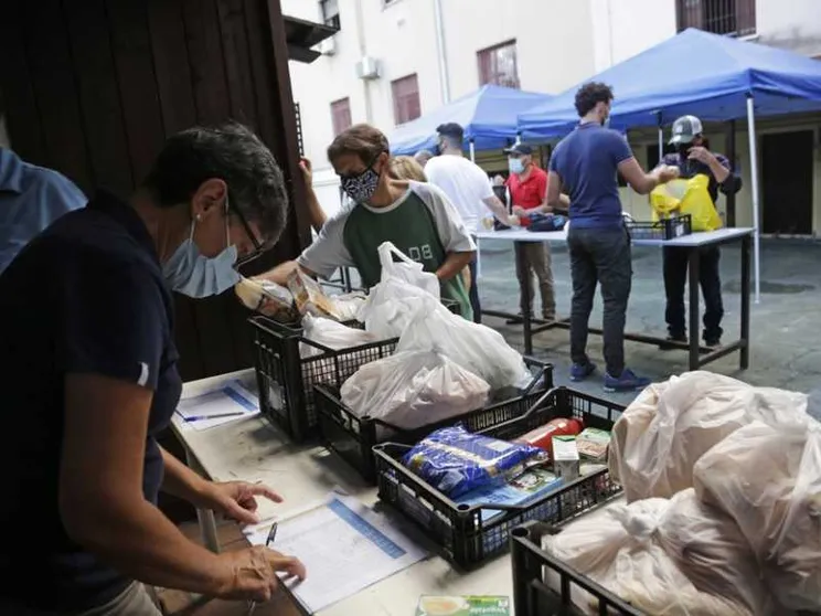 Quasi due milioni di poveri alla Caritas, allarme madri sole e minori