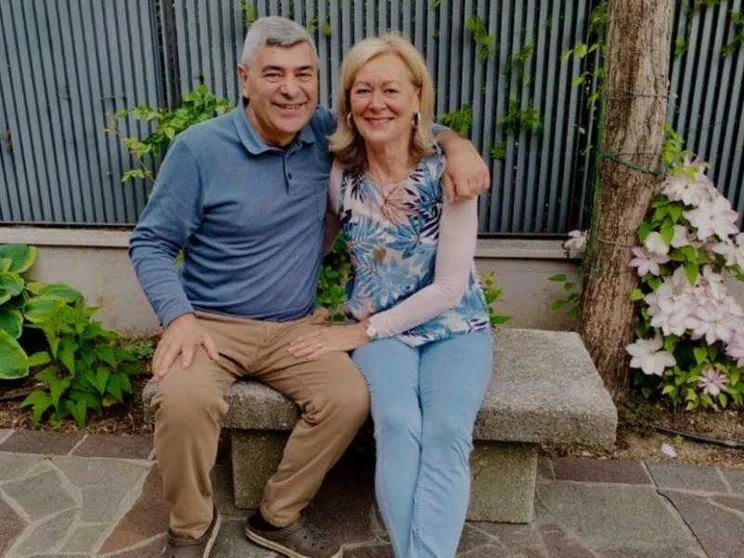 «Da Lignano all'Austria, così ci siamo comprati la panchina del nostro amore»