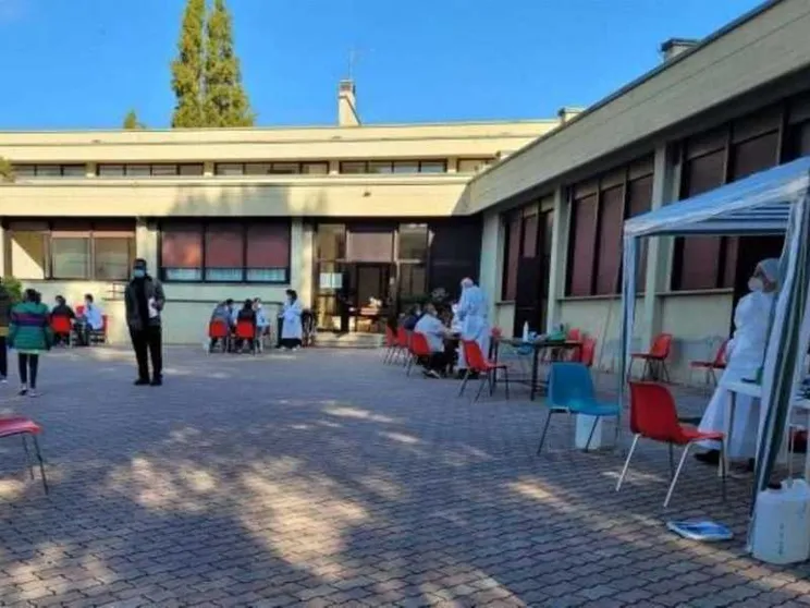 Visite mediche gratis per i bisognosi in parrocchia e in San Pietro