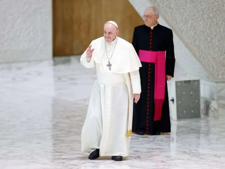 Il Papa: «Non stancatevi di fare del bene»