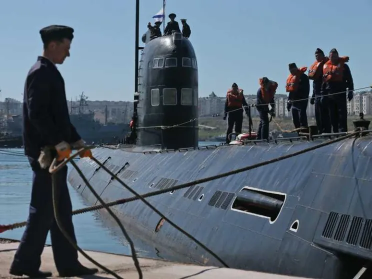 La Guerra fredda si combatte anche sott'acqua: scontro tra spie negli abissi
